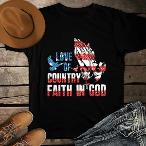 Love Of Country Faith In God 4th of July American Flag Cross Angel Wings Patriotic Unisex T-Shirt