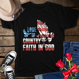 Love Of Country Faith In God 4th of July American Flag Cross Angel Wings Patriotic Unisex T-Shirt