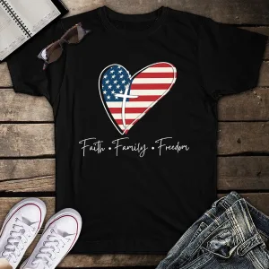 Red White Blue Wine Glasses USA Flag 4th of July Unisex T-Shirt