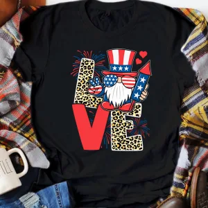 Love Gnomes 4th of July Patriotic Unisex T-shirt